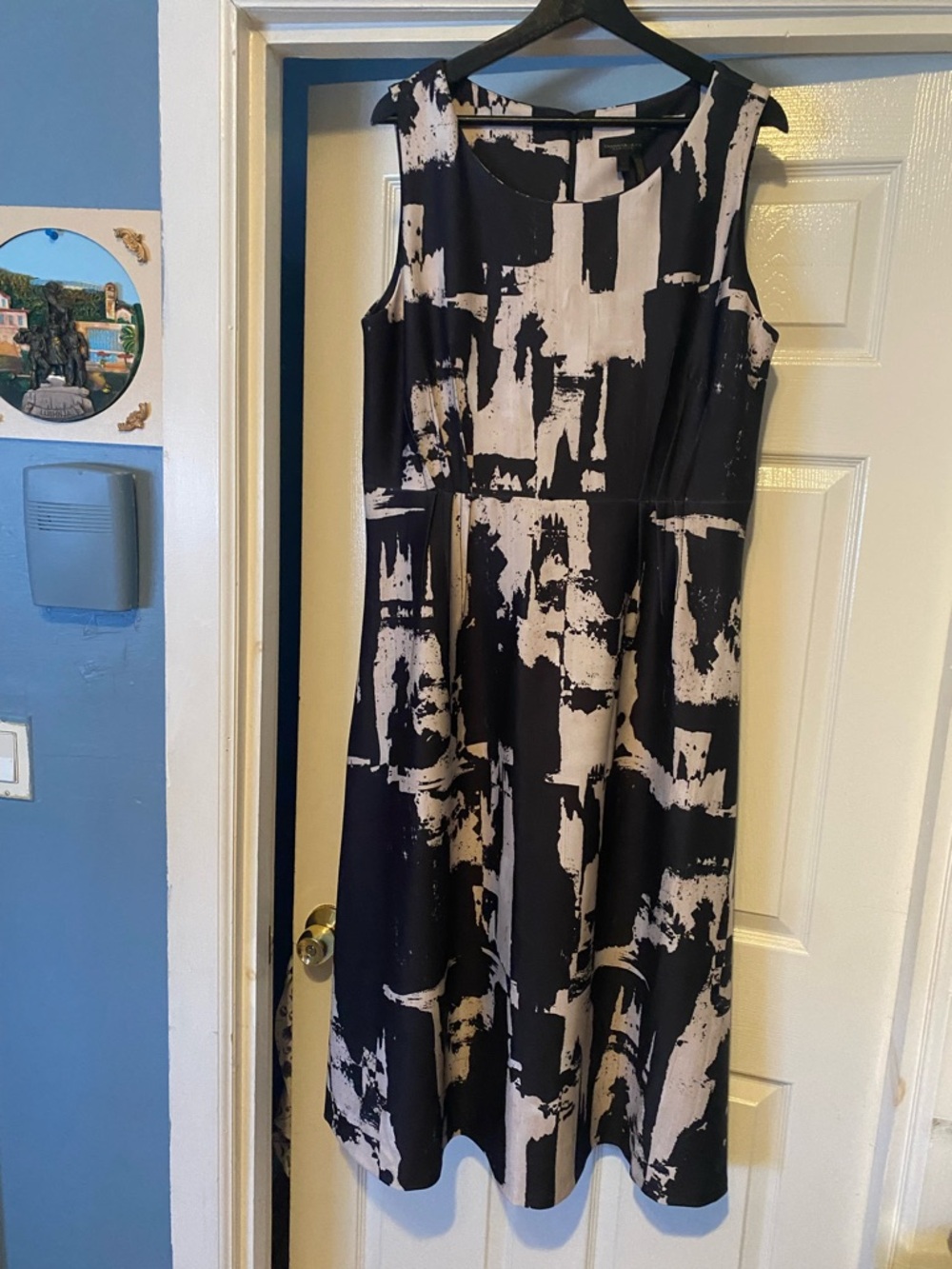 Donna Karan Sleeveless Black and Cream Abstract Midi Dress